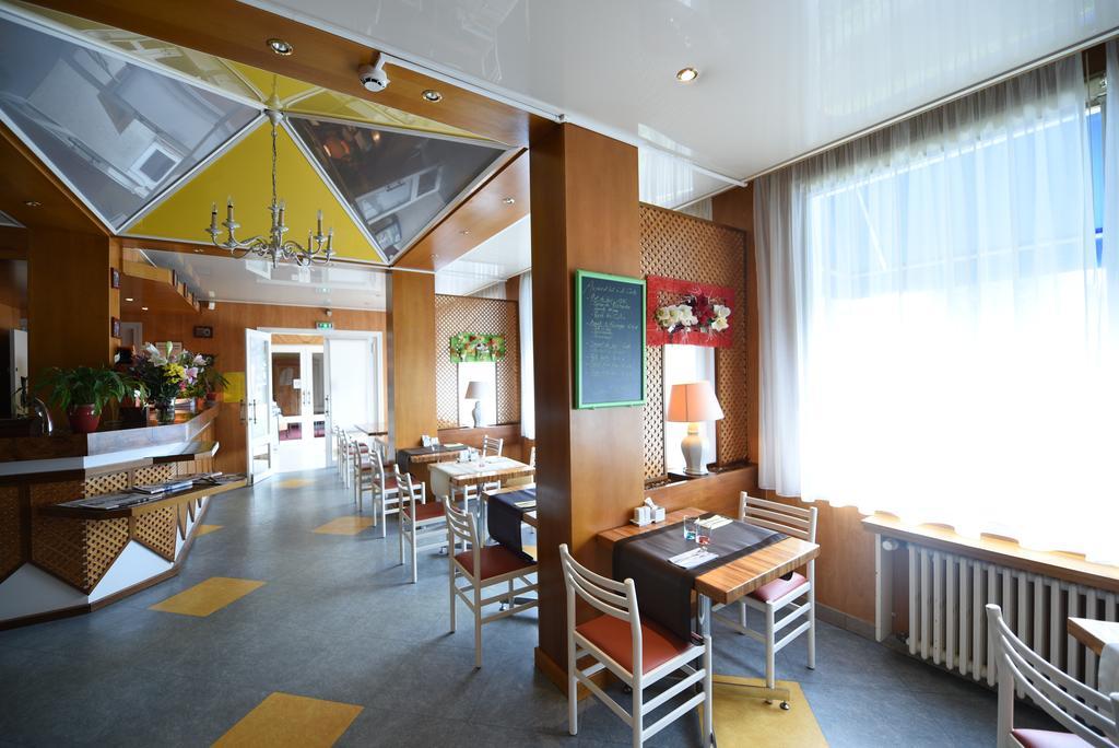 Hotel Continental فييرزو المظهر الخارجي الصورة